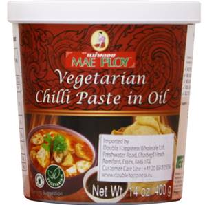 **** MAE PLOY Vegetarian Chilli Pst in Oil